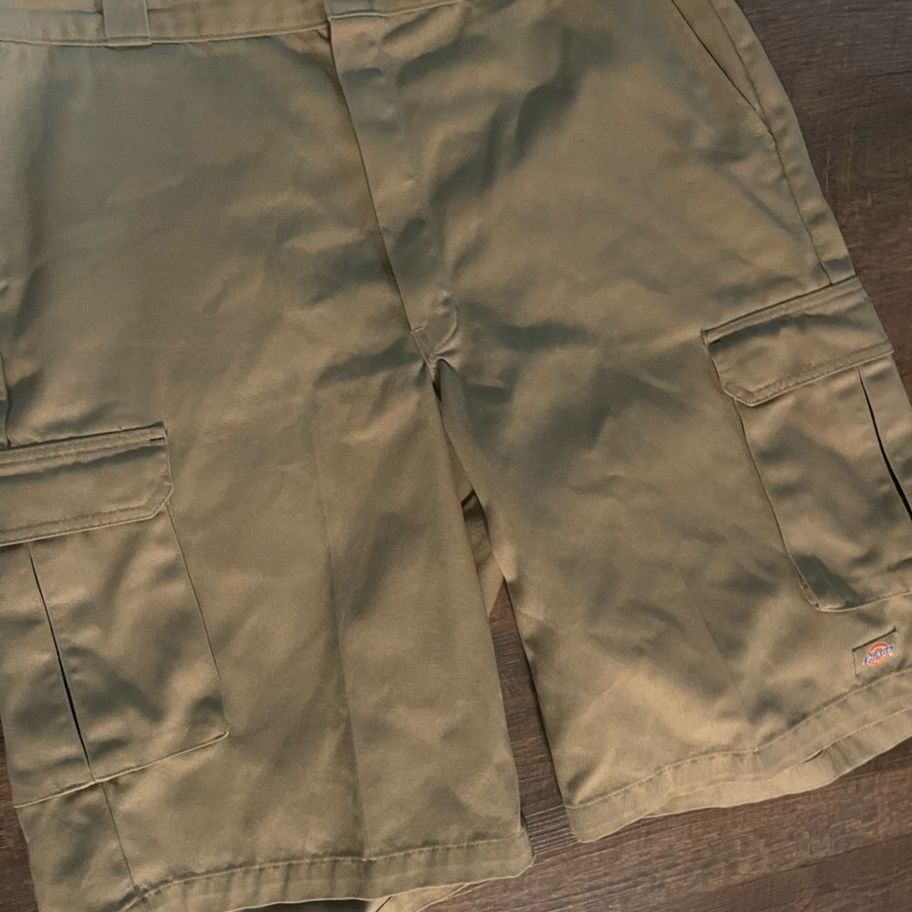 Dickies Men's Khaki Cargo Shorts